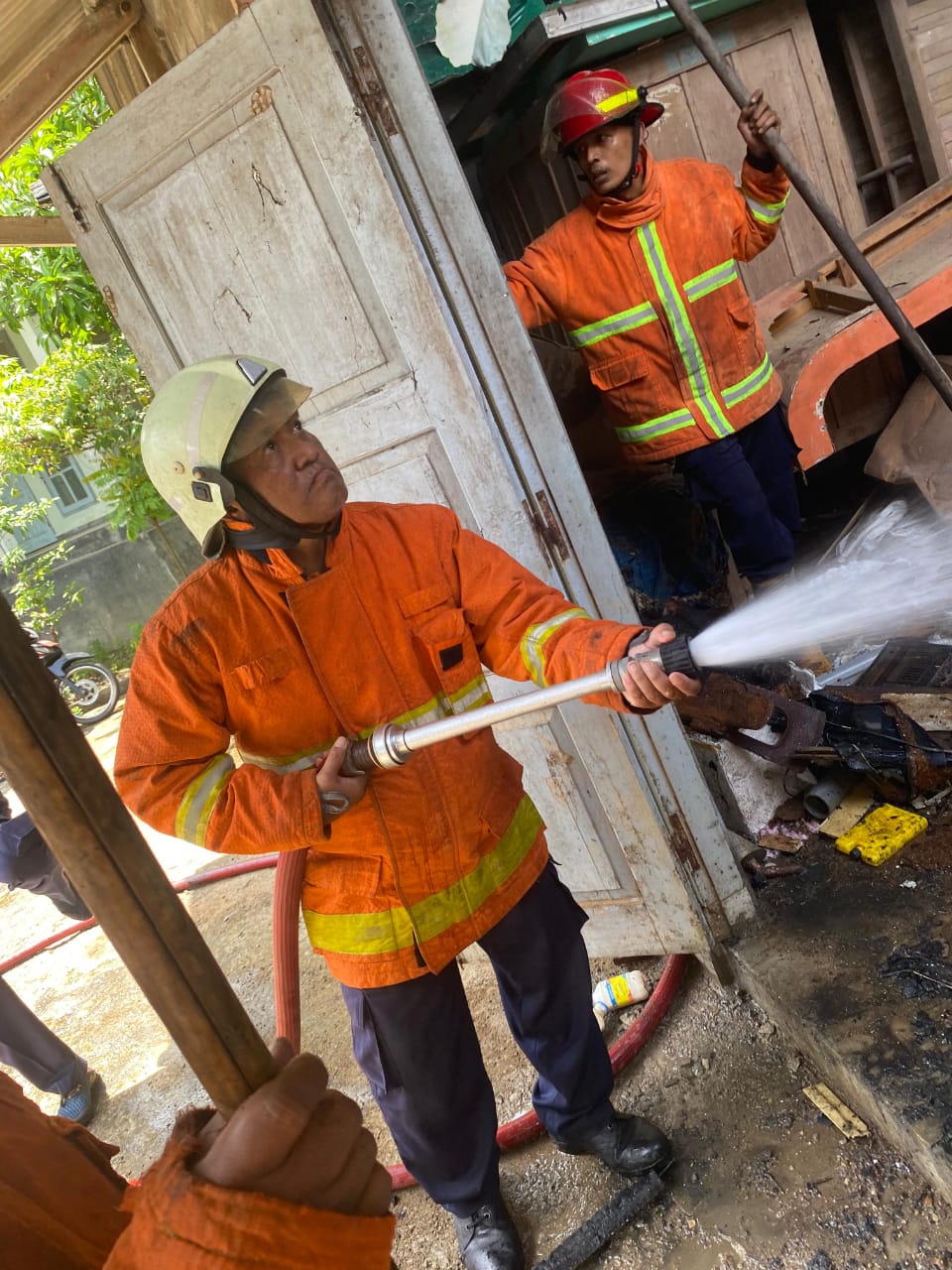 Gudang lumbung pangan DKPP Pacitan terbakar.