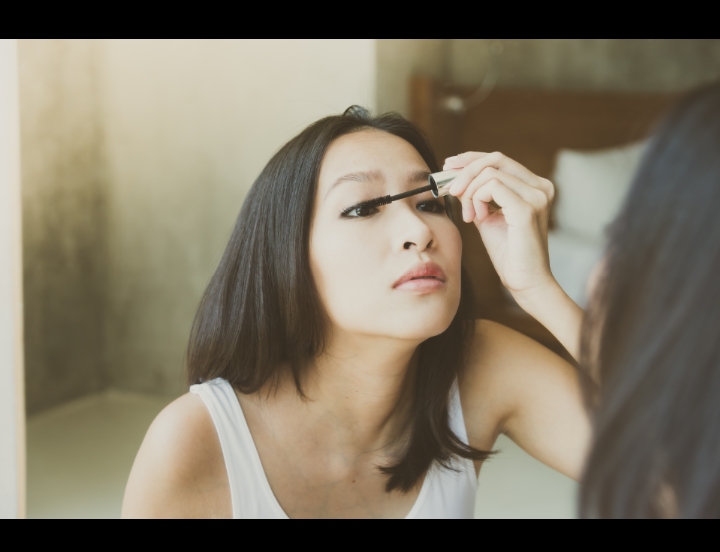 Apa sih Tred Ghost Lashes itu yang sedang Populer di kalangan gen z