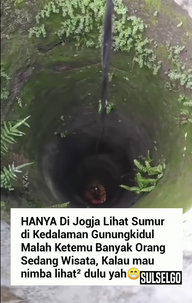 video viral memperlihatkan orang-orang sedang berwisata menyusuri aliran sumur di Gunung Kidul