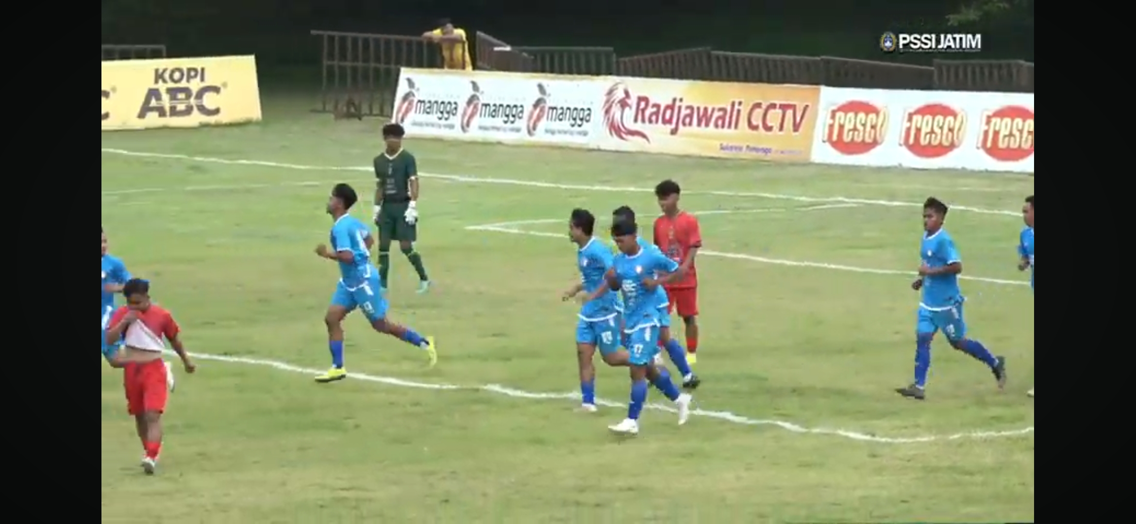 Kresna Unesa FC Unggul 3-0 di Babak Pertama atas AC Majapahit, laga pembuka Grup HH Liga 4 Jatim.