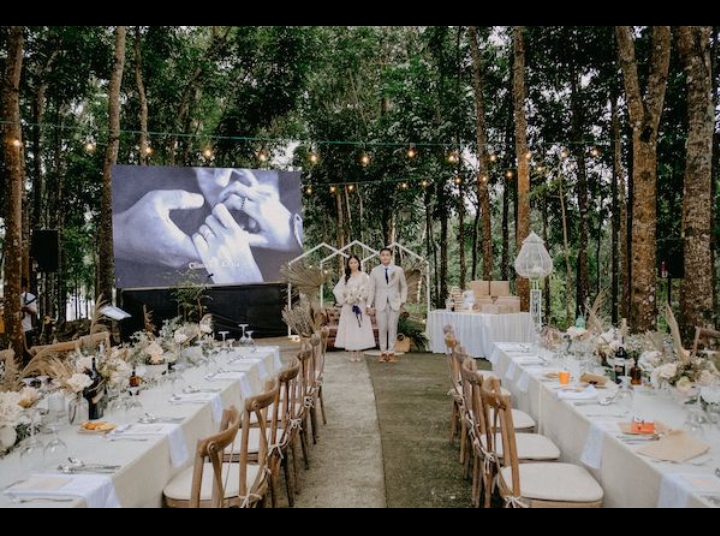 Ilustrasi intimate wedding yang populer di kalangan Gen Z