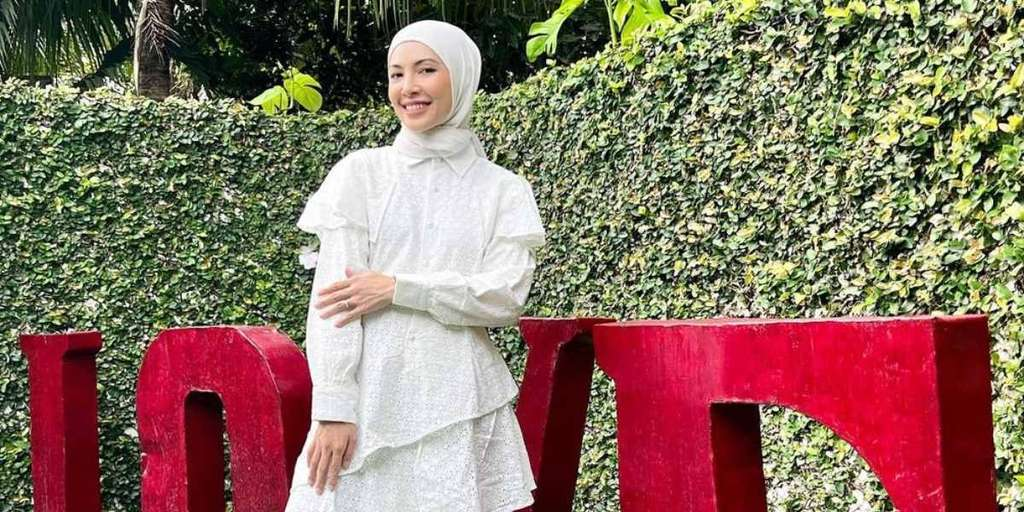 pemain sinetron terkenal, ratna galih yang ternyata suaminya terlilit hutang hingga 100 miliar