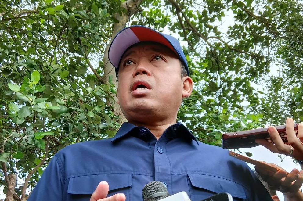 Menteri ATR/BPN Nusron Wahid memberikan keterangan penyebab kebakaran gedung Kementerian ATR/BPN.