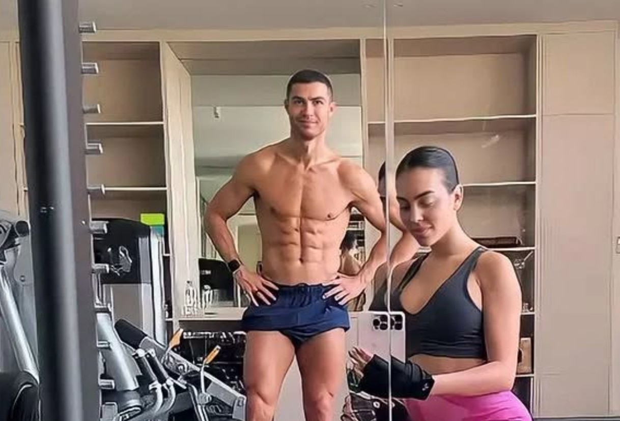 Cristiano Ronaldo gym bersama istrinya