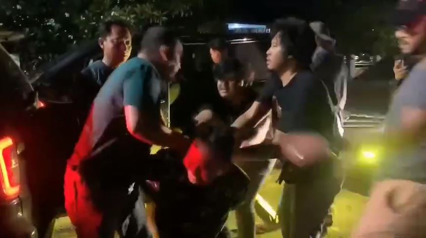 Detik-detik penangkapan pelaku mutilasi dalam koper Ngawi di Jalan Raya Madiun-Ponorogo Minggu dinihari, 26 Januari 2025.