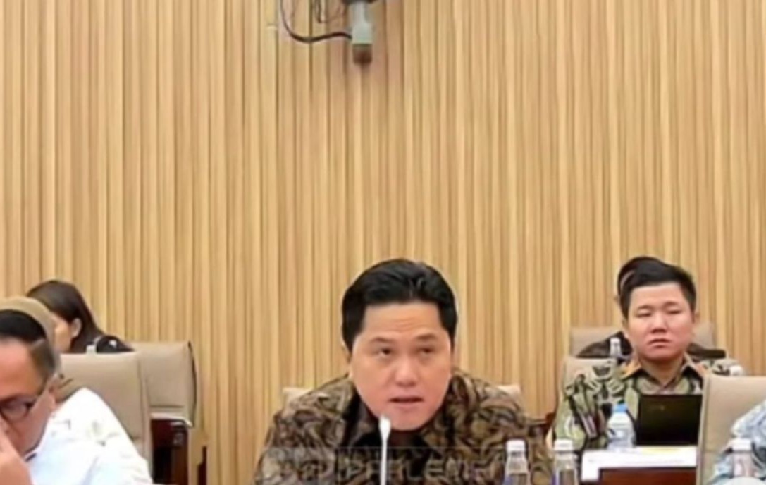 Revisi UU BUMN targetkan rampung 2025, Kewenangan presiden soal kekayaan negara dipisah demi tata kelola yang lebih modern.