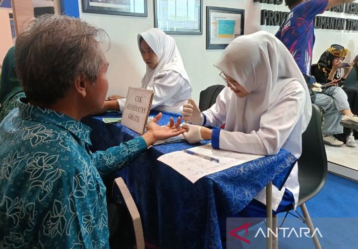 Cek kesehatan gratis (CKG) mulai berlaku, daftar dapat melalui Whatsapp.