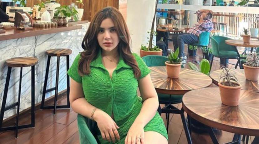 Iqlima Kim, sosok cantik di antara Hotman Paris dan Razman Arif