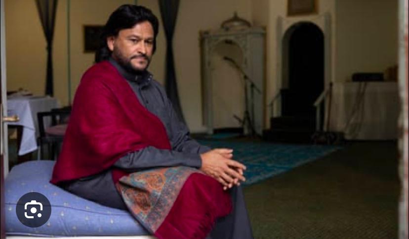 Imam Masjid yang mengaku LGBT pertama di dunia, Muhsin Hendricks tewas ditembak.