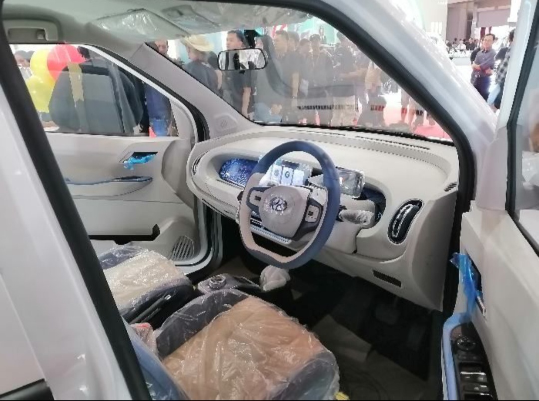 Kabin Honri Boma EV nyaman untuk pengemudi dan penumpang.