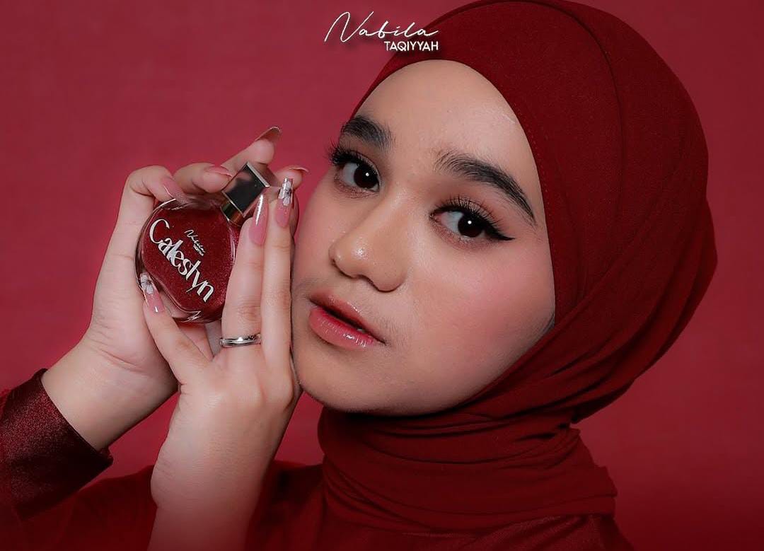 Parfum dengan brand Nabila Luxe Perfumer milik Nabila Taqqiyah, jebolan Indonesian Idol.