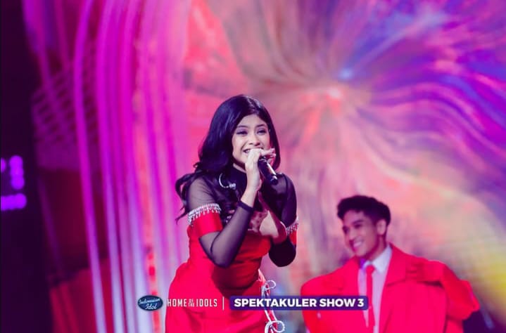 Penampilan Shakira Vier pada babak sebelumnya menuai pujian, bagaimana penampilan pada babak spektakuler show 4 Indonesian Idol 2025 hari ini? &nbsp;