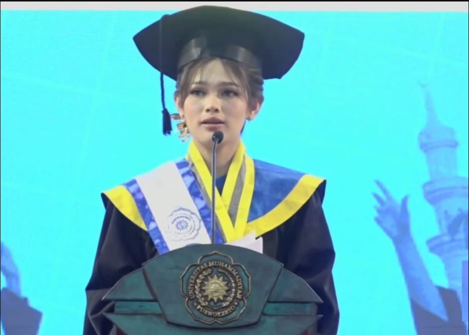 Ni Nyoman Nikunja Vasini menyelesaikan pendidikannya di Universitas Muhammadiyah Purwokerto (UMP).