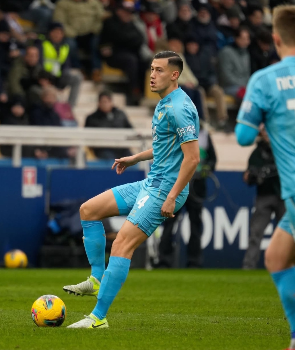 Jay Idzes, pemain belakang Venezia.