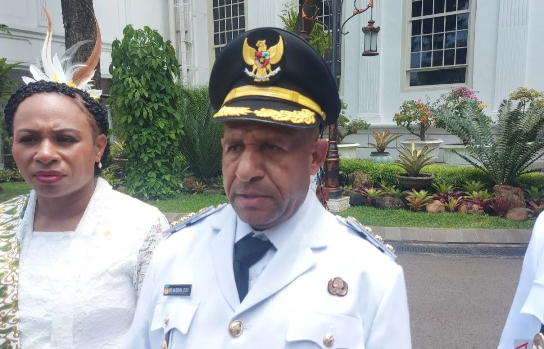 Bupati Kabupaten Pegunungan Bintang Spei Yan Bidana saat menyampaikan keterangan usai dilantik oleh Presiden Prabowo Subianto di kompleks Istana Kepresidenan, Jakarta, Kamis (20/2/2025).