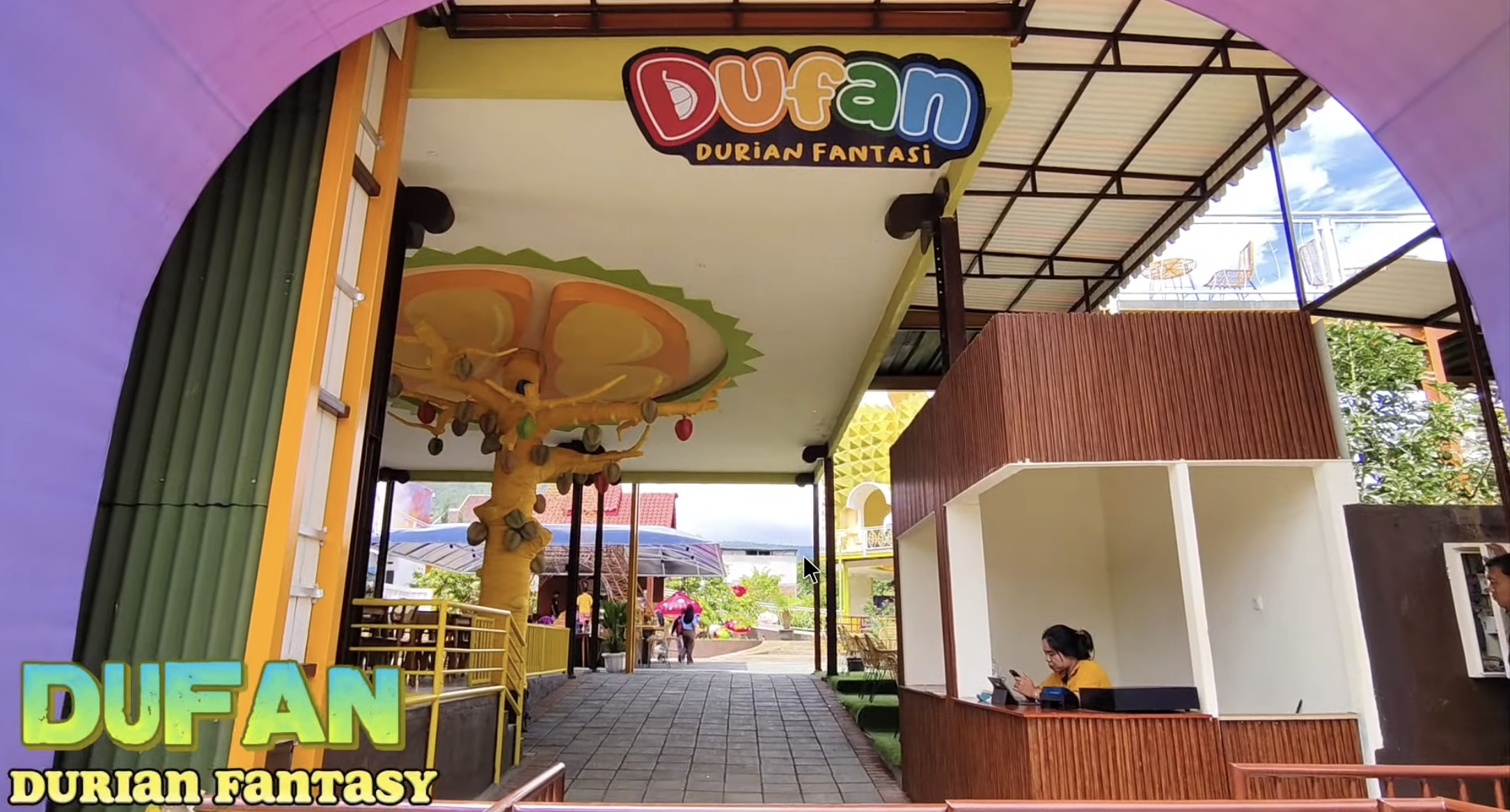 Durian Fantasi (Dufan) destinasi wisata dengan konsep unik di kota Batu.