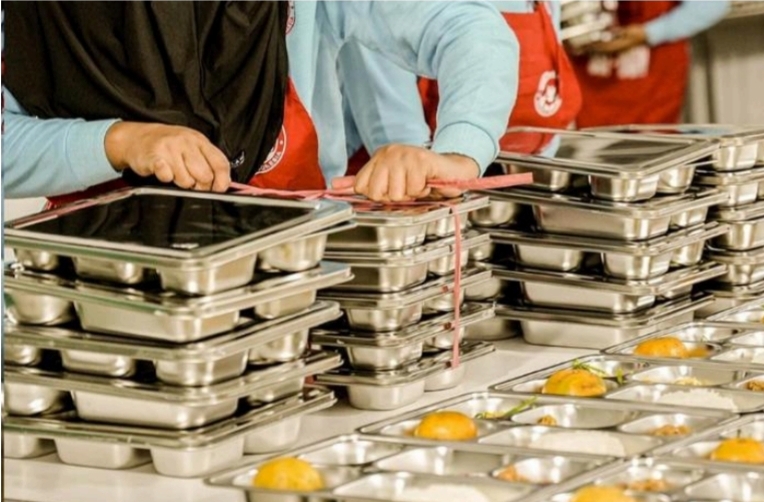 Menu makan bergizi gratis (MBG) saat puasa ramadhan.