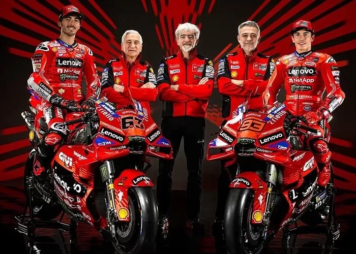 Ducati gandeng Marc Marquez untuk MotoGP 2025, keputusan strategis yang menuai pro dan kontra.