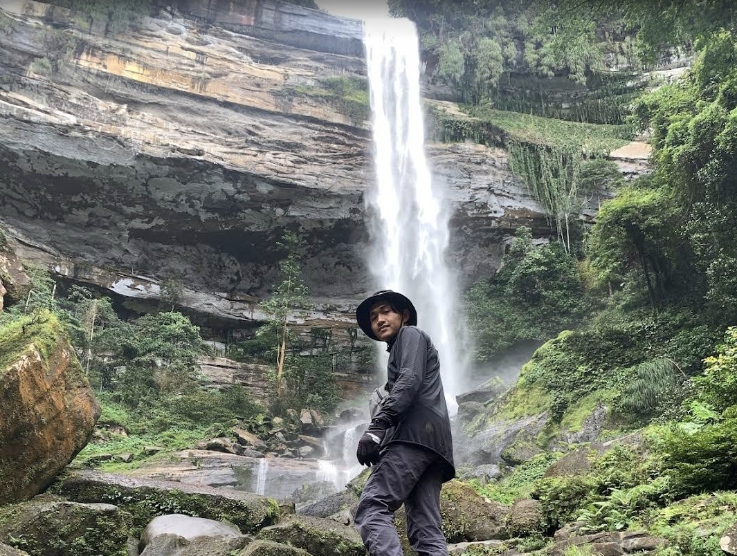 Daya tarik Air Terjun Mpatuk atau Ampar Jawa yang memikat mampu membawa magnet pengunjung untuk datang