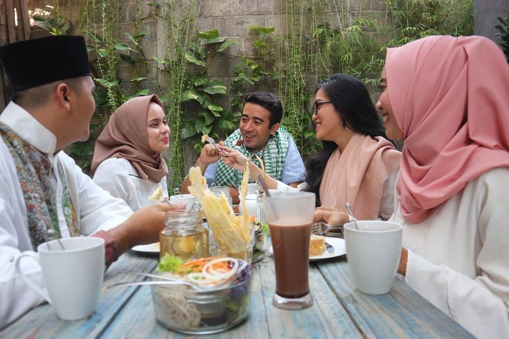 Dua momen penting dalam sehari saat berpuasa adalah sahur dan berbuka puasa.