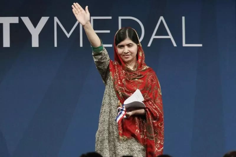 INSPIRATIF: Malala Yousafzai, pejuang pendidikan cewek, dari ditembak Taliban hingga jadi peraih Nobel termuda.
