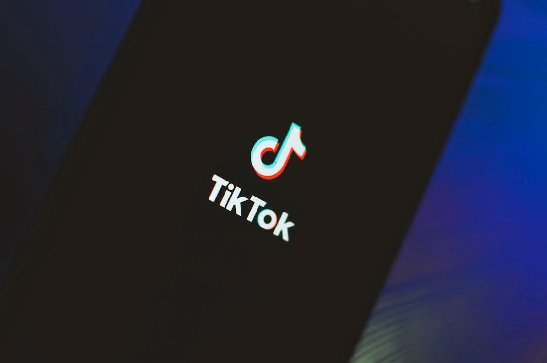 Ilustrasi Logo TikTok