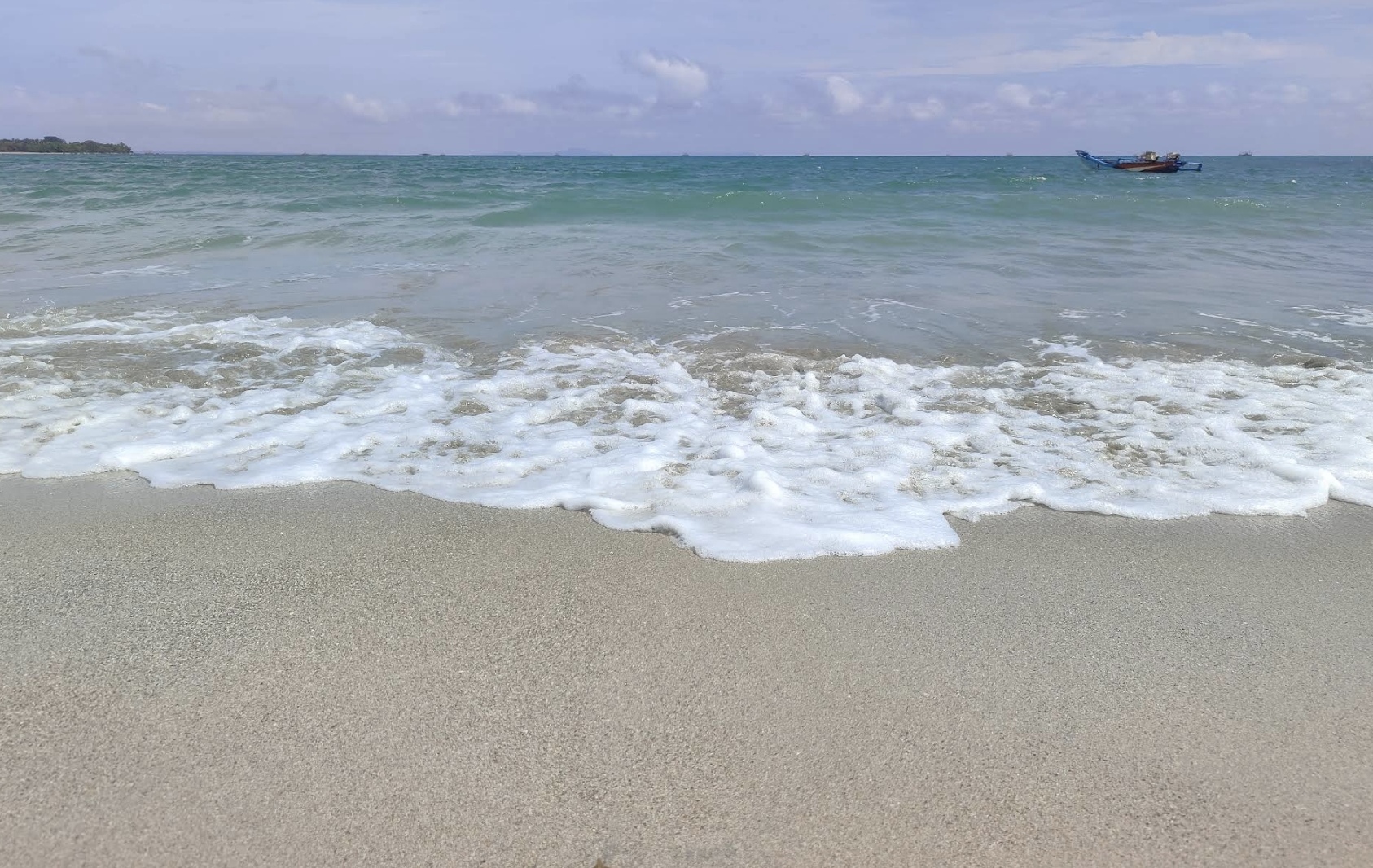 Pantai Daplangu, Pandeglang, Banten