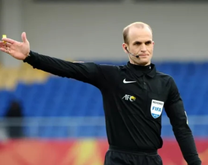 Adam Makhadmeh, wasit asal Yordania yang siap pimpin antara Australia vs Indonesia (20/3).