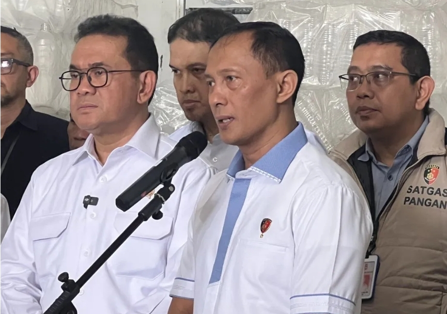 Polri menetapkan 14 direktur perusahaan dalam kasus Minyakita.