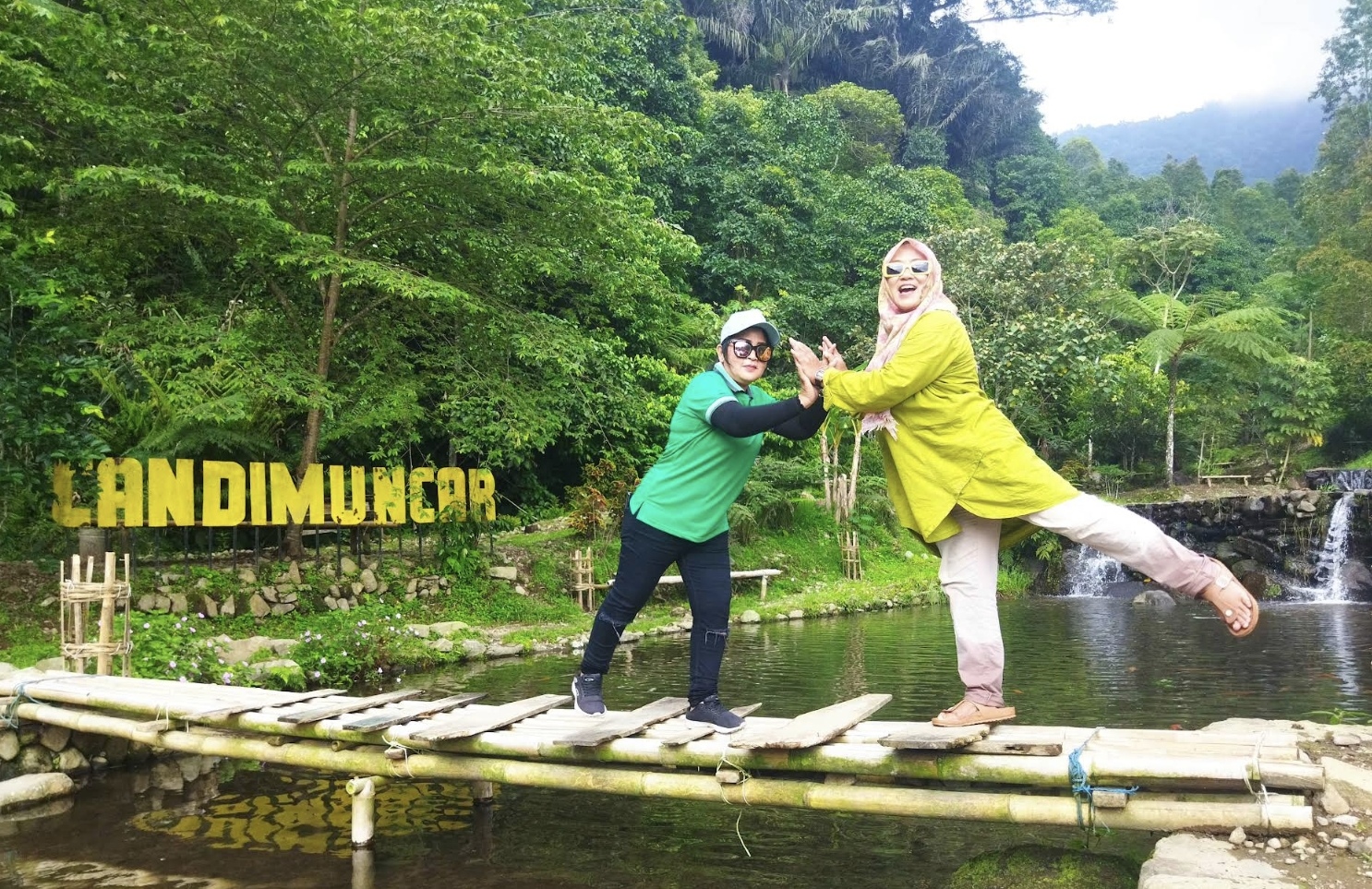 Panduan rute dan tips berkunjung ke Candi Muncar.