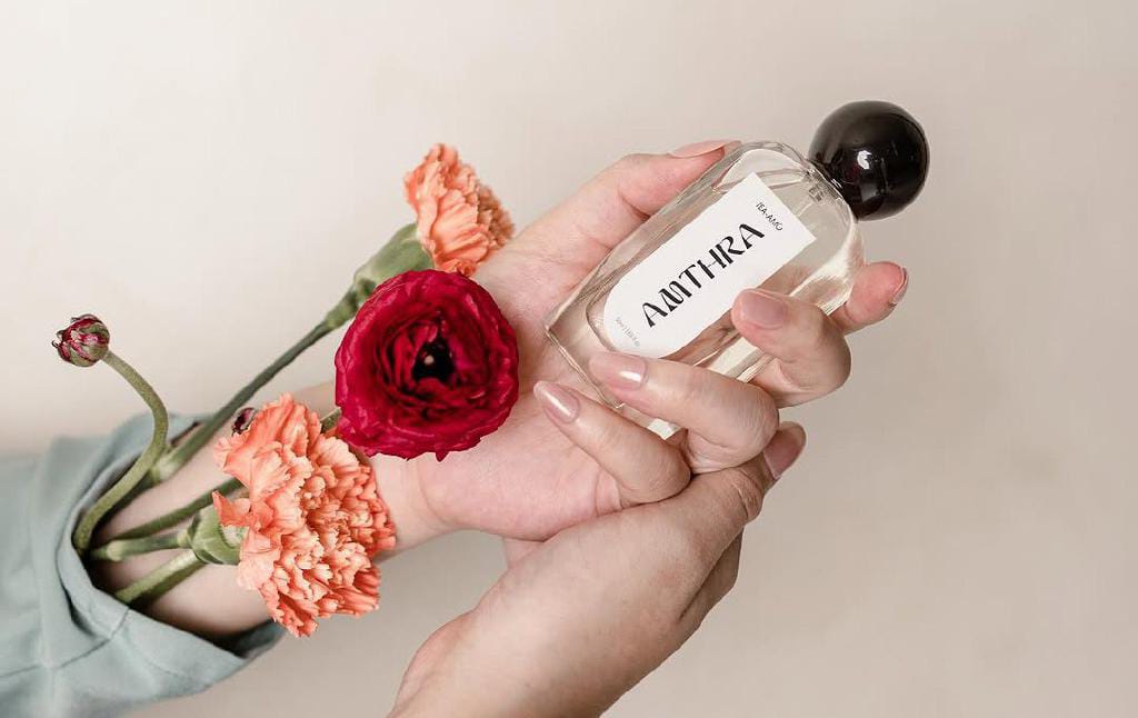 Parfum dengan aroma segar yang cocok untuk salat ied.