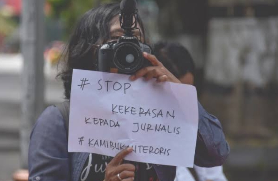 AJI serukan stop kekerasan terhadap pers, menyusul teror kepala babi dan bangkai tikus terhadap Tempo.