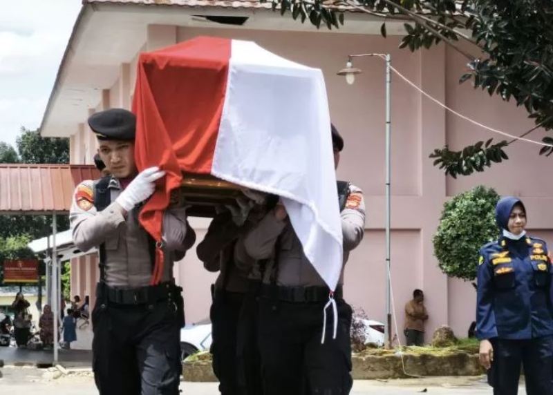 Kasus penembakan 3 polisi saat penggerebekan judi sabung ayam di Way Kanan, Lampung, menjadi atensi nasional.