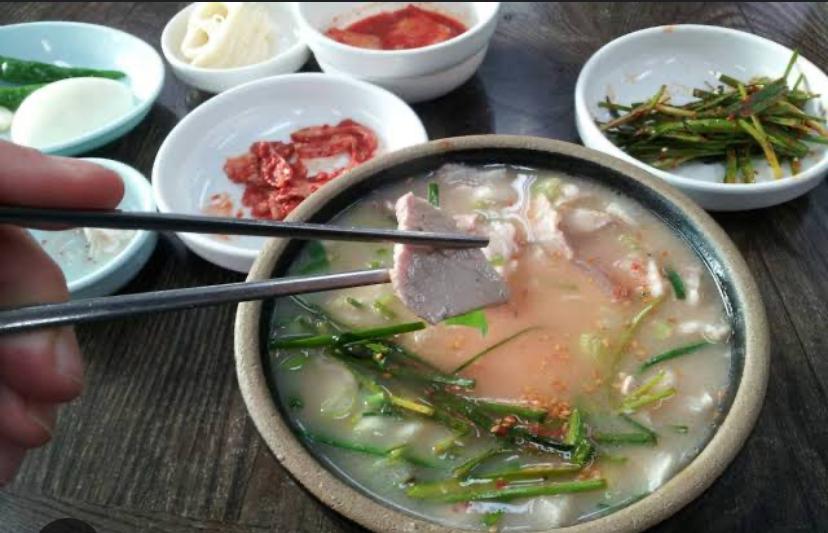 Salah satu makanan Korea yang sering ada di drama