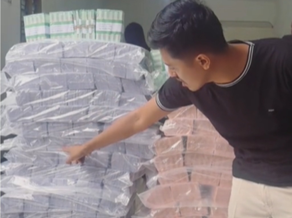 Viral Wildan Uang Baru di TikTok di Tengah Sulitnya Menukar Uang Baru.