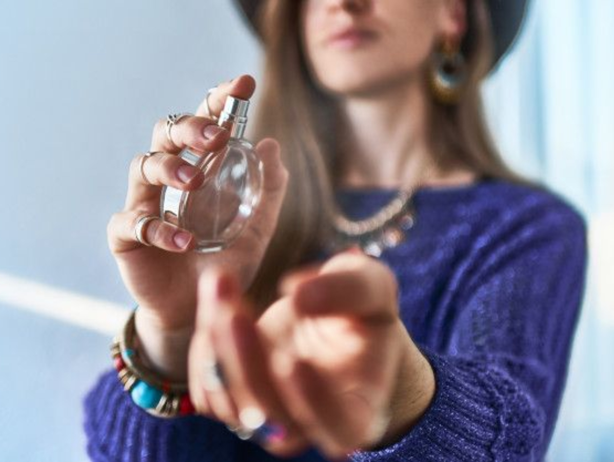 Rekomendasi Parfum yang Wanginya Nempel Seharian