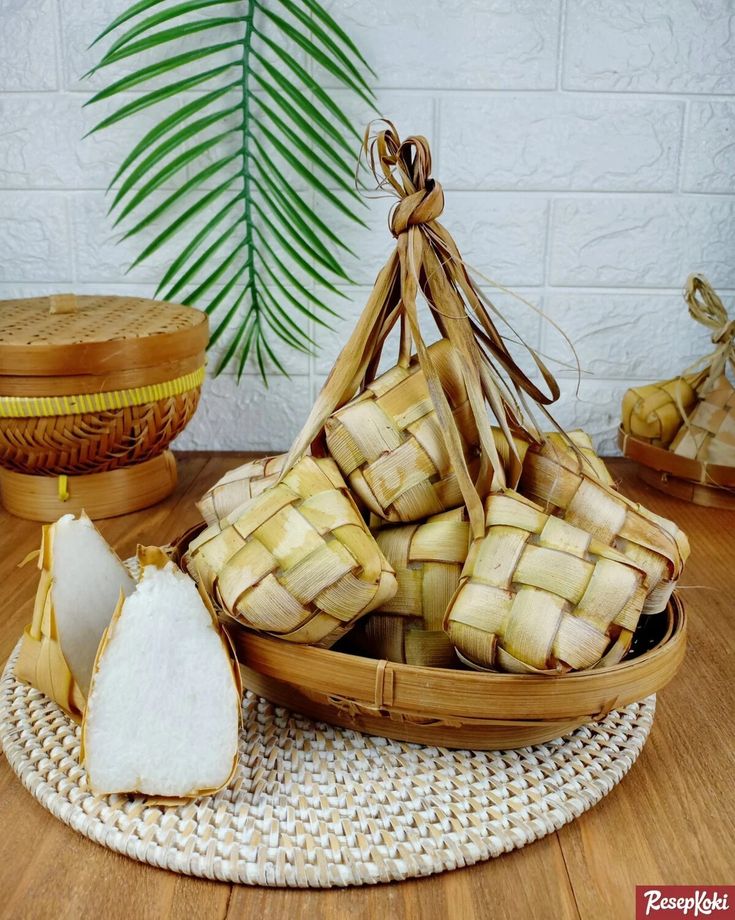 Ilustrasi ketupat