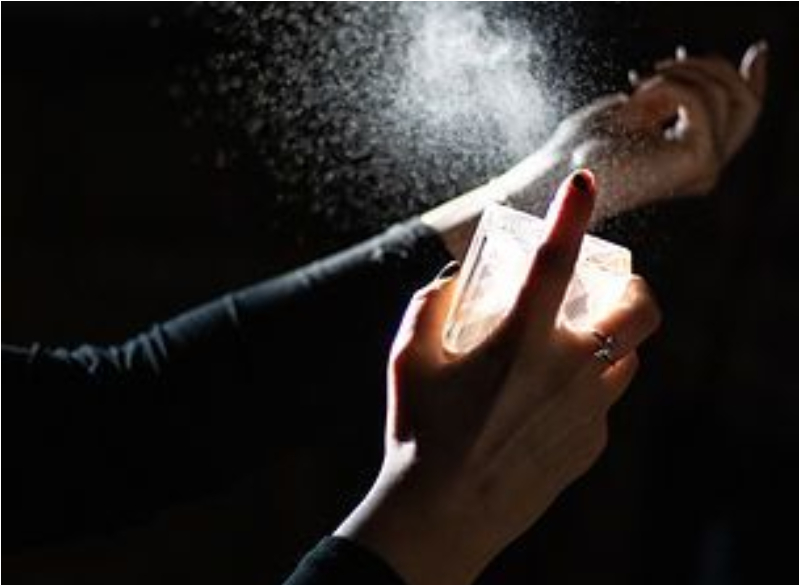Parfum Anti Keringat yang Wangi Banget