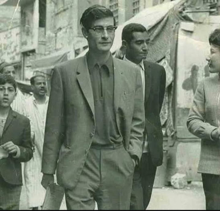 Mahmoud Darwish penyair Palestina yang menginspirasi dunia.
