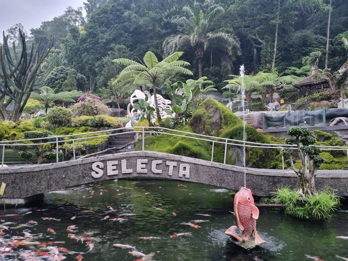 Taman Rekreasi Selecta, Cocok untuk Liburan Keluarga!