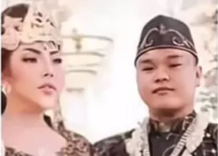 Lisa Mariana dikabarkan telah memiliki suami sah, jauh sebelum isu selingkuh dengan Ridwan Kamil mencuat.