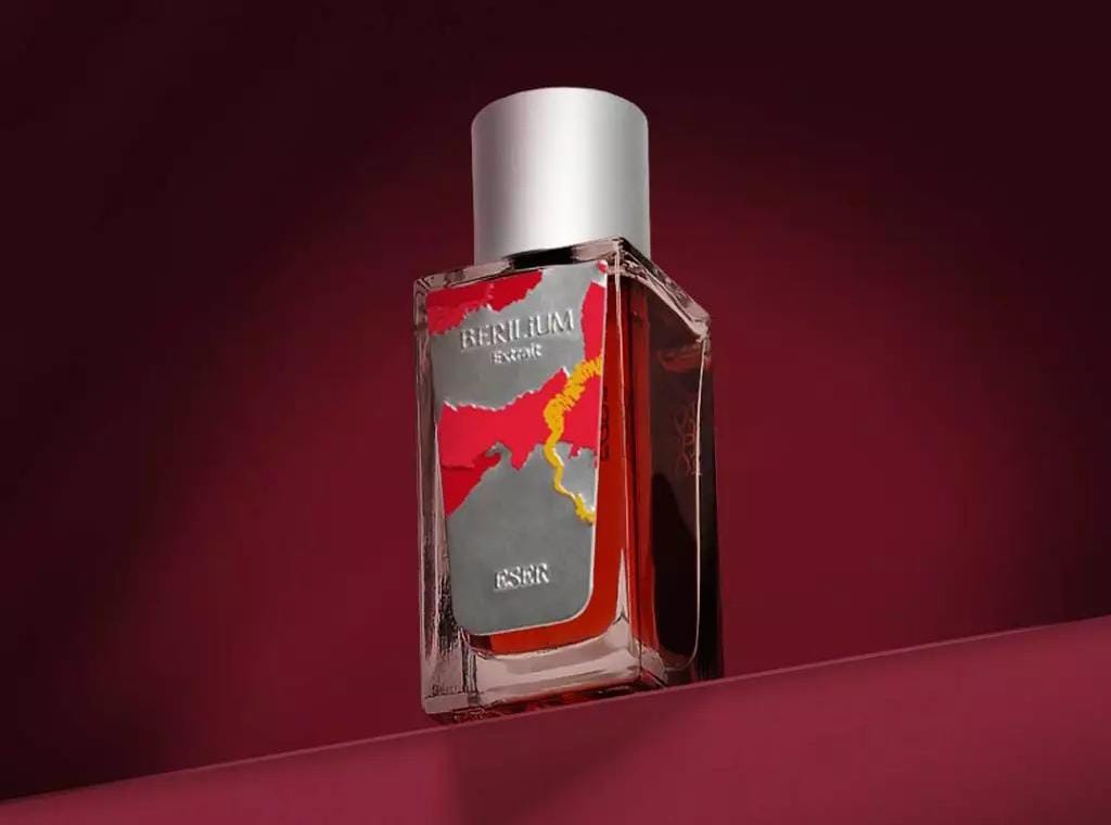 Rekomendasi parfum cewek noticeable