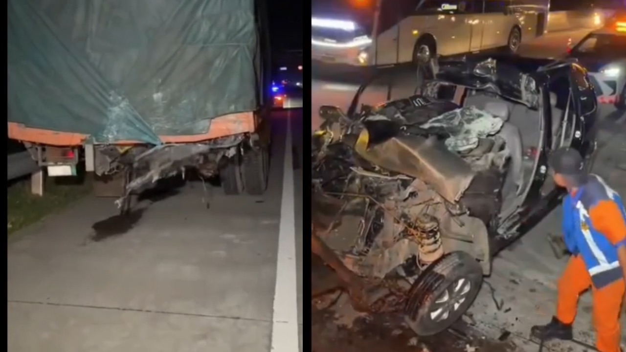 Bagian depan dan atap mobil Avanza ringsek parah usai menabrak belakang truk di Tol Ngawi. Tragedi ini soroti pentingnya bumper belakang truk.