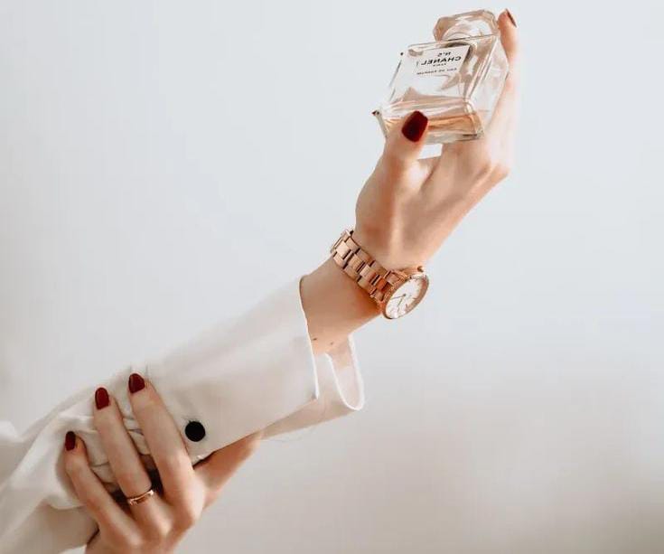 Rekomendasi parfum mix Black Opium