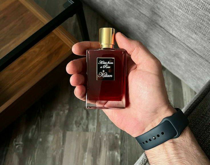 Rekomendasi parfum cowok minimarket.