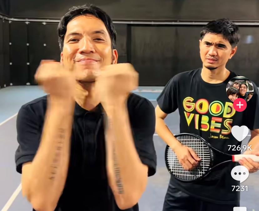 Desta Club 80 ikutan tren Velocity didepan duta Sheila on 7