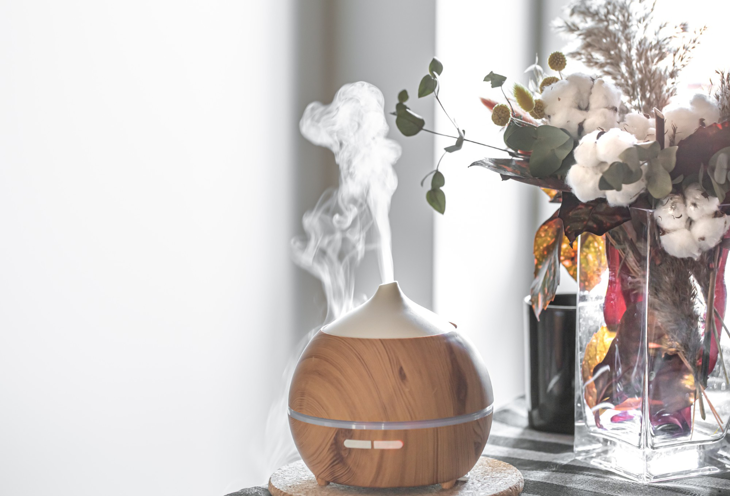 Rekomendasi Pengharum Ruangan dengan Aroma Segar yang Tidak Menyengat