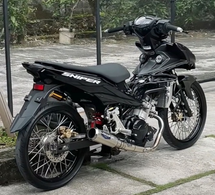 Yamaha MX King dimodifkasi jadi Solo Style.
