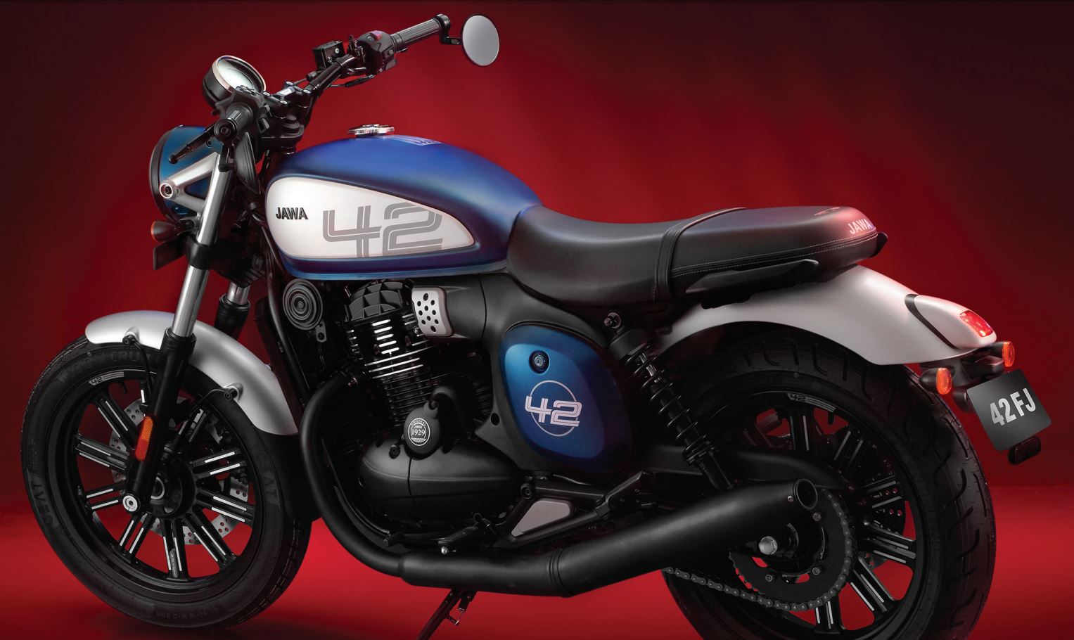 Jawa 42, motor klasik pesain Royal Enfield.