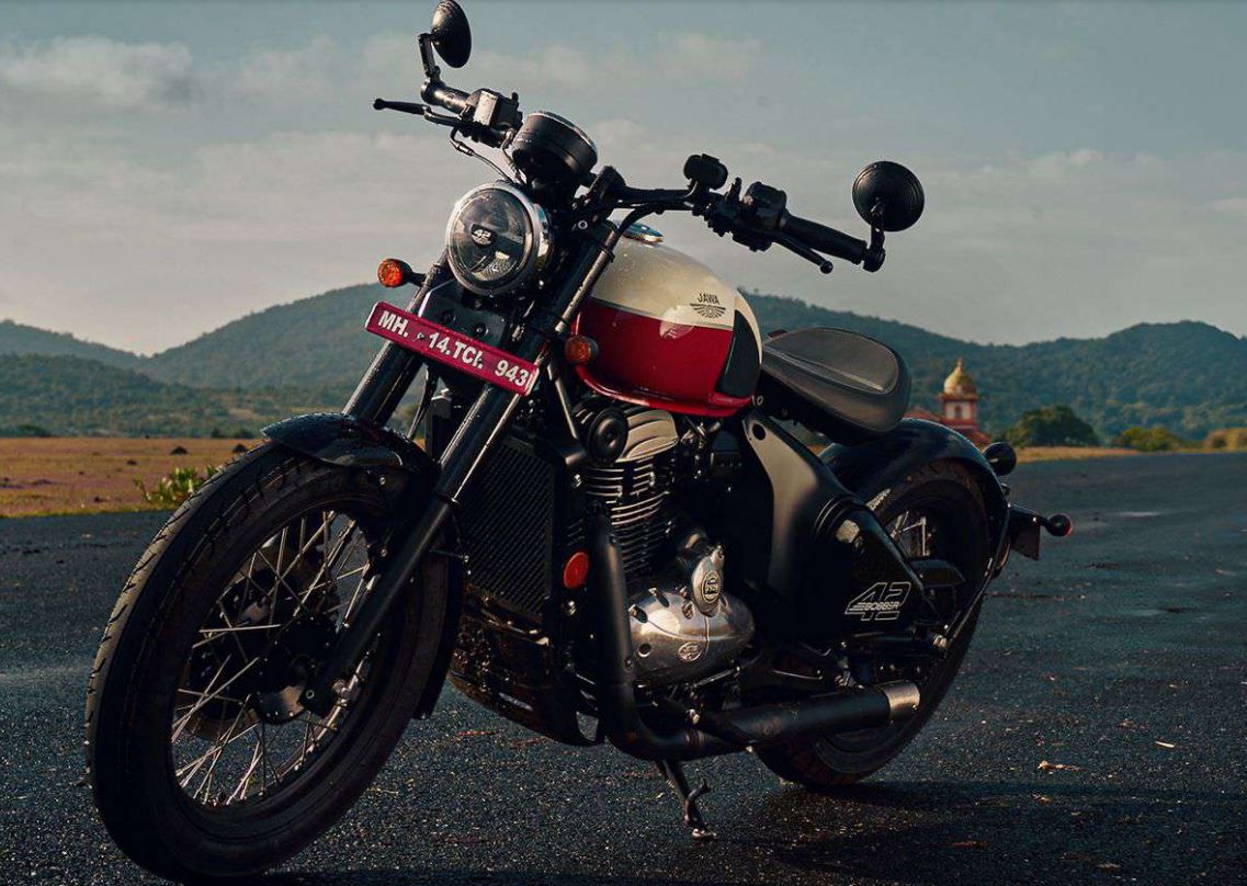 Jawa 42 Bobber.